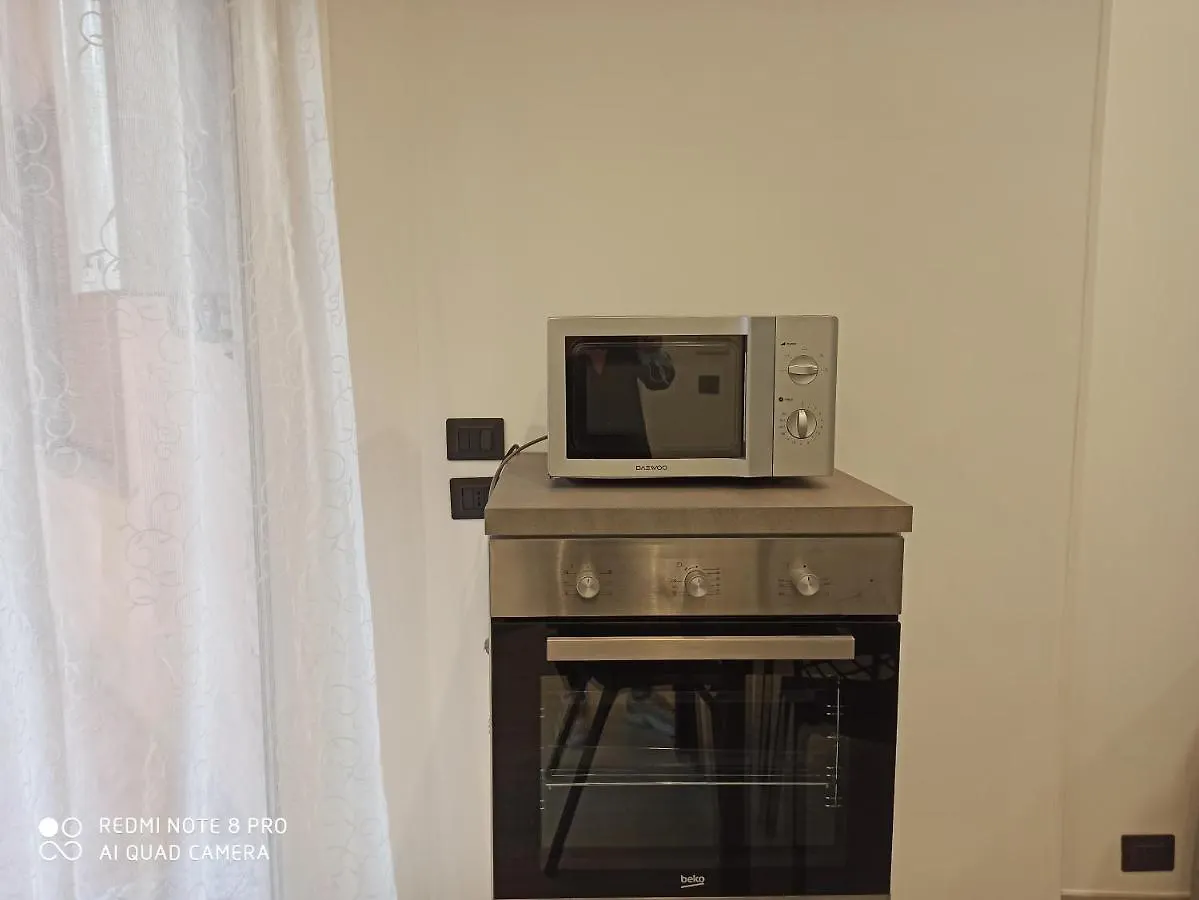 Appartamento Hob Via Rausei Reggio Calabria Italia